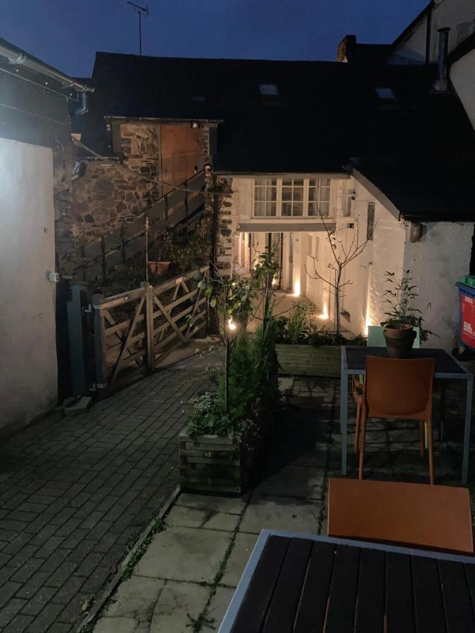 Plymouth Inn 欧克汉普敦 外观 照片